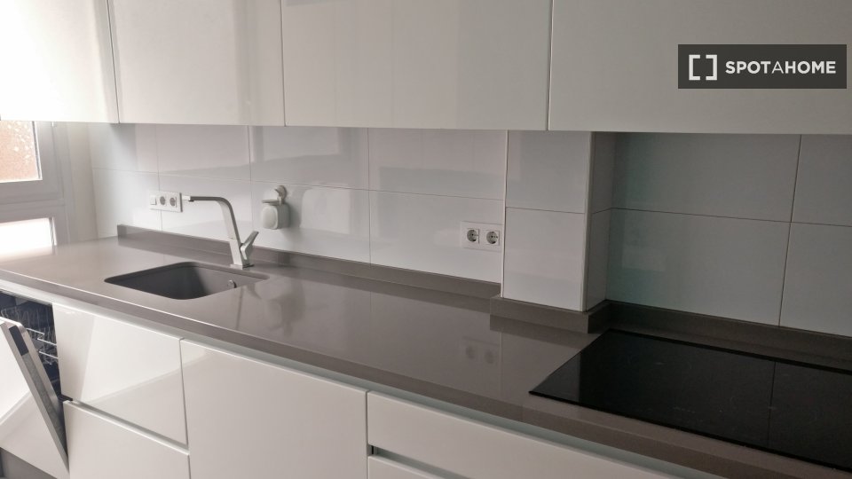 Apartment Almeria, 3 beds, 90m² — photo 1