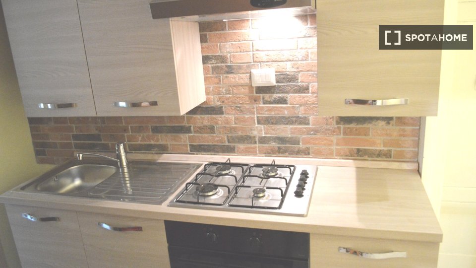 Double room Milan, 3 beds, 80m² — photo 7