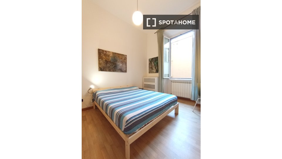 Double room Rome, 3 beds, 105m² — photo 1