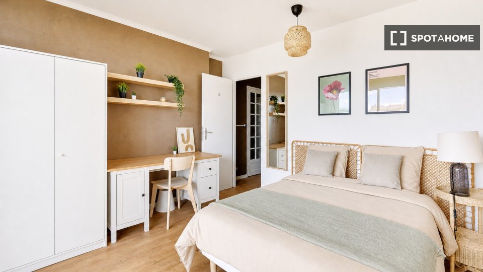 Habitación doble París, 5 habitaciones — foto 20
