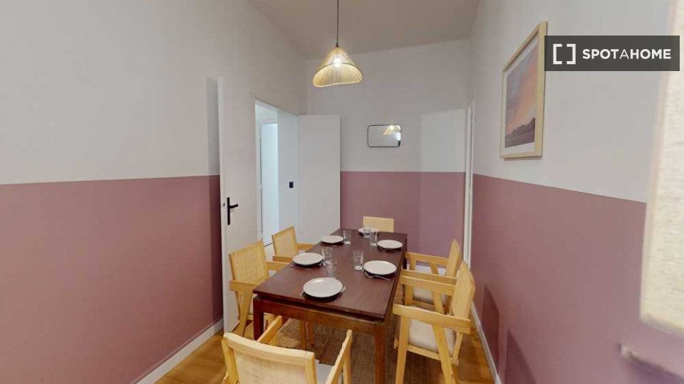 Double room Paris, 6 beds, 150m² — photo 5