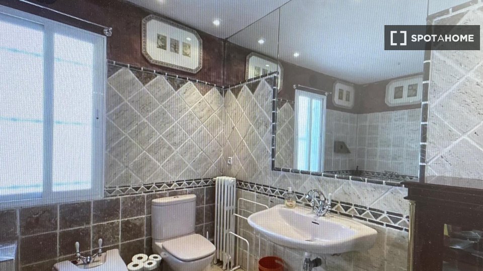 Apartment Madrid, 2 beds, 85m² — photo 4