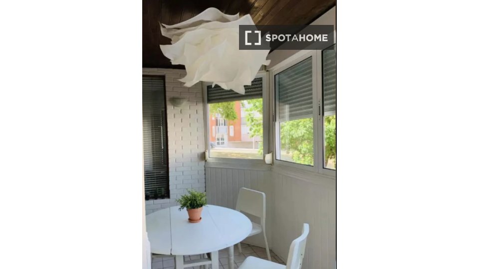 Double room Lisbon, 2 beds, 70m² — photo 4