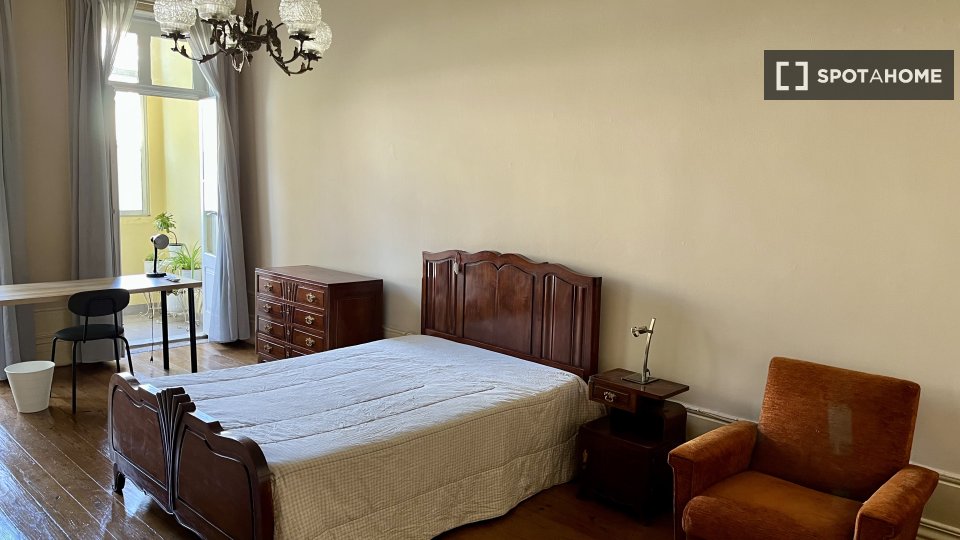 Double room Porto, 3 beds — photo 20