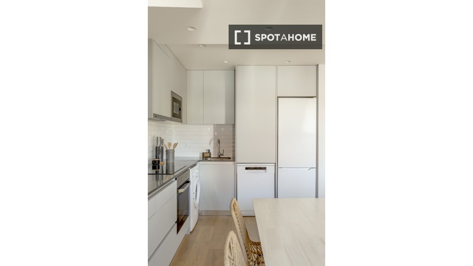 Apartment Lisbon, 2 beds — photo 7