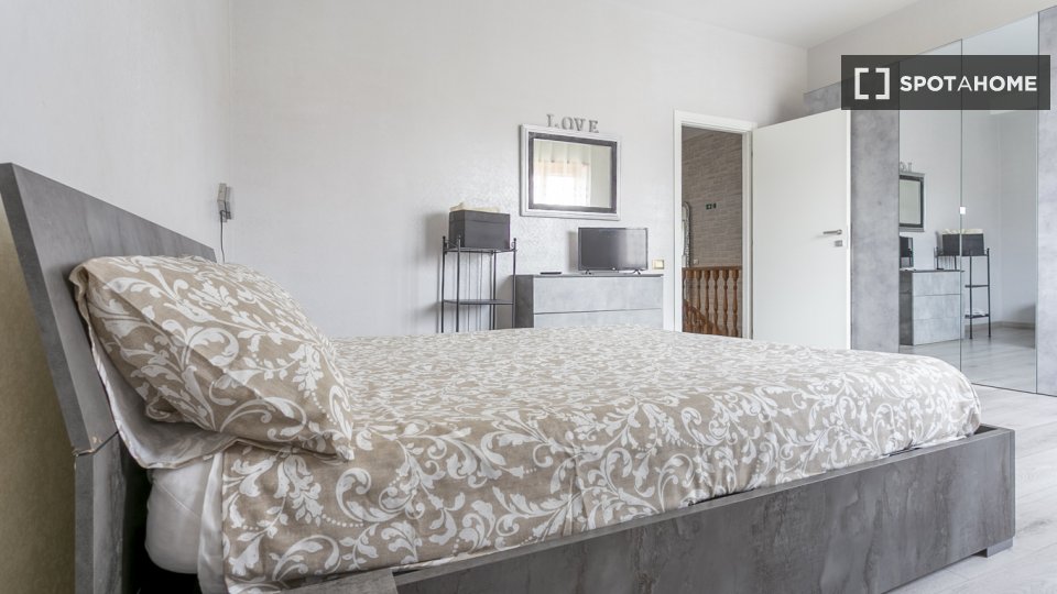 Double room Rome, 4 beds — photo 2