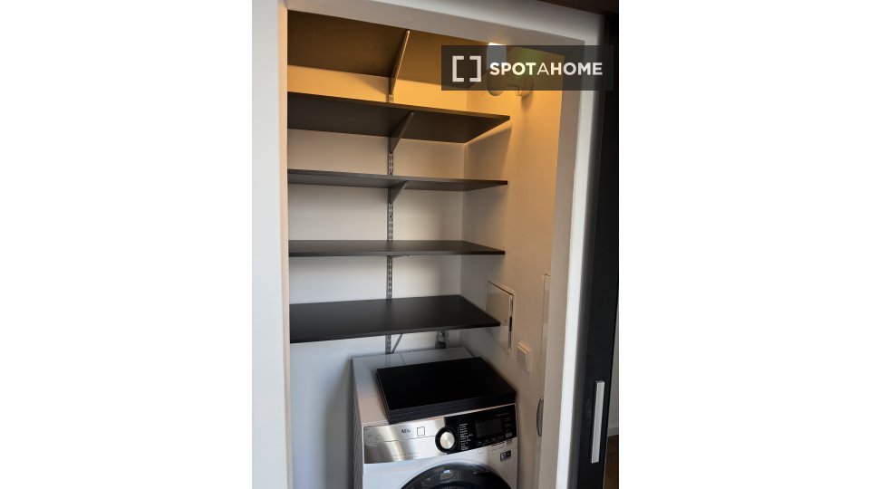 Apartment Berlin, 2 beds, 58m² — photo 16