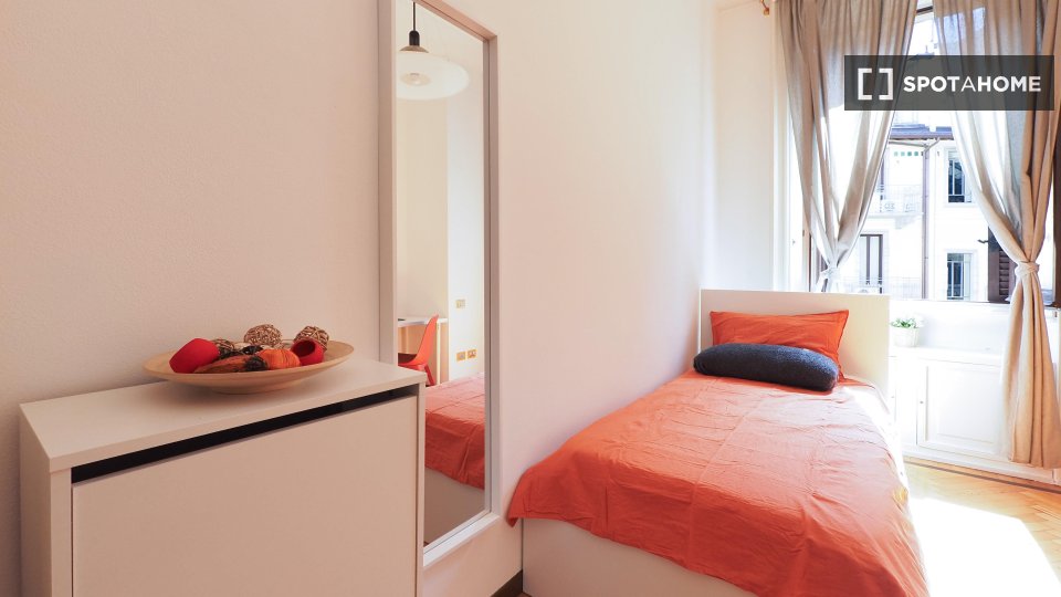 Double room Milan, 6 beds — photo 10
