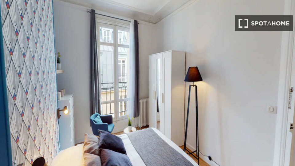 Double room Paris, 10 beds, 180m² — photo 9