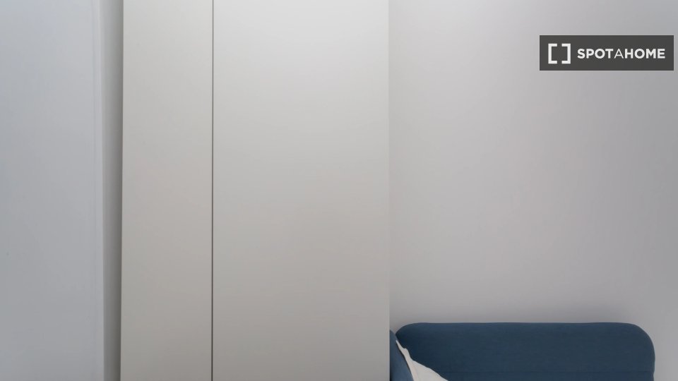 Double room Lisbon, 5 beds — photo 3