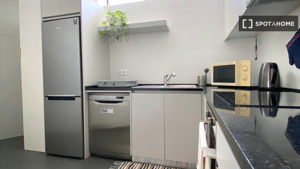 Apartment Porto, 2 beds, 66m² — photo 14