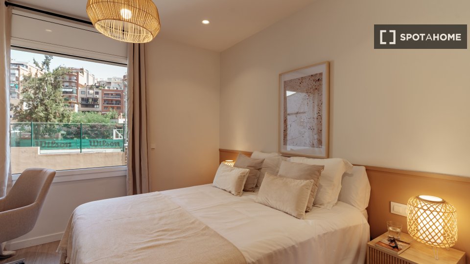 Apartment Barcelona, 2 beds, 65m² — photo 18