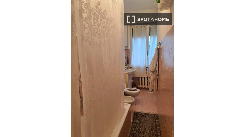 Double room Milan, 2 beds, 78m² — photo 36