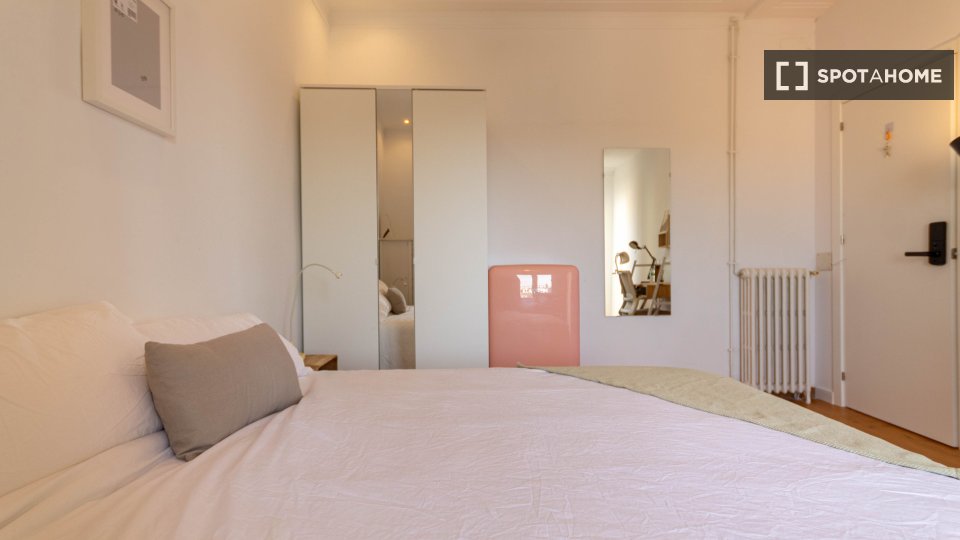 Double room Barcelona, 6 beds — photo 4