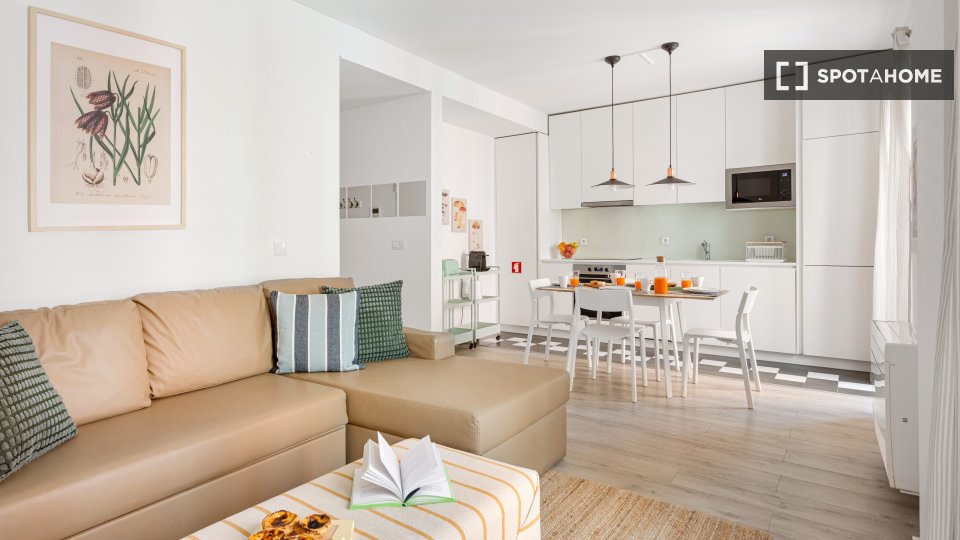 Apartment Lisbon, 3 beds — photo 9