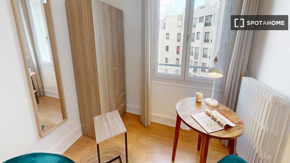 Double room Paris, 5 beds, 110m² — photo 17