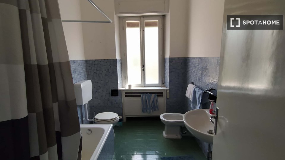 Double room Trento, 1 bed — photo 13