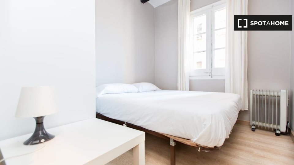 Apartment Barcelona, 2 beds, 55m² — photo 17