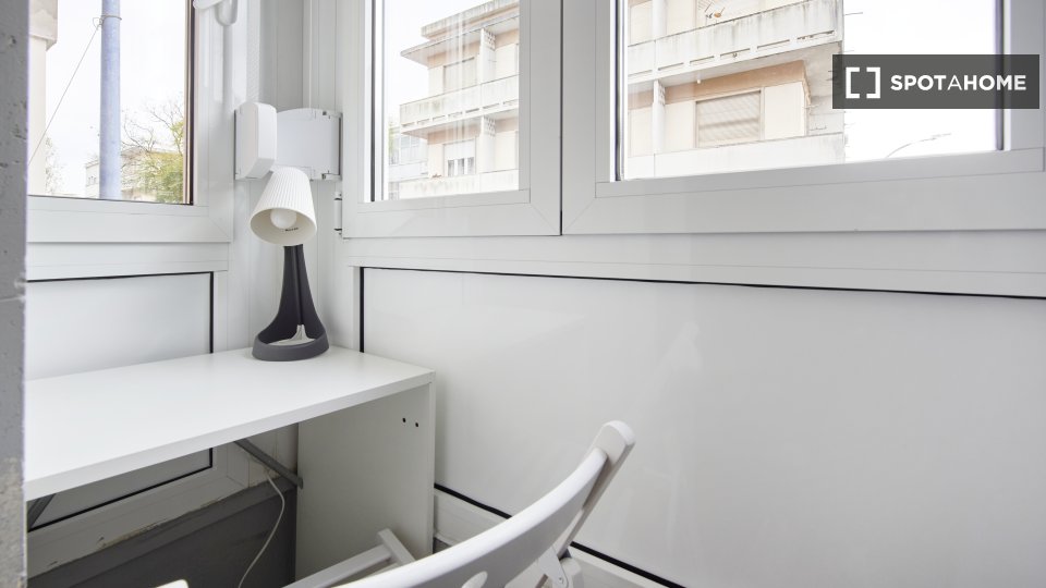 Double room Lisbon, 6 beds — photo 14