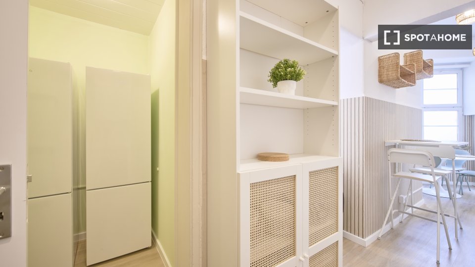 Double room Lisbon, 7 beds — photo 16