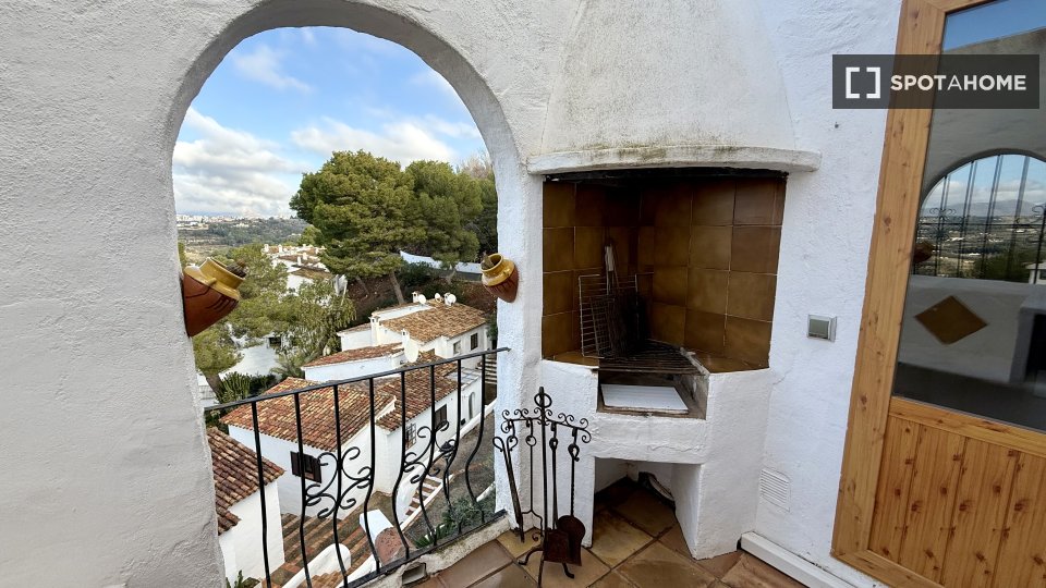 Apartment Alicante, 4 beds — photo 7