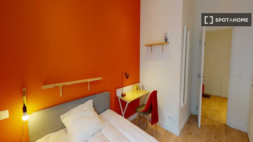 Double room Lille, 5 beds, 110m² — photo 14