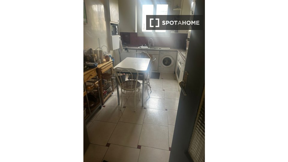 Double room Paris, 3 beds, 100m² — photo 7