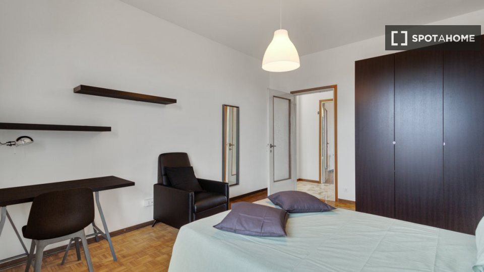Double room Milan, 3 beds, 105m² — photo 2