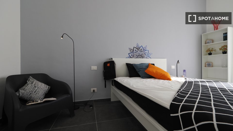 Double room Turin, 7 beds — photo 11