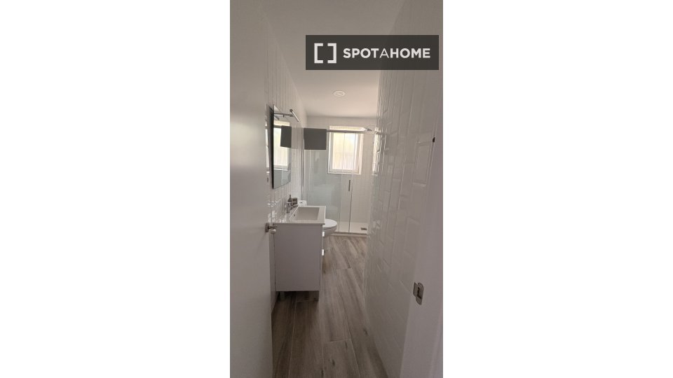 Camera doppia Barcellona, 4 camere, 120m² — foto 8