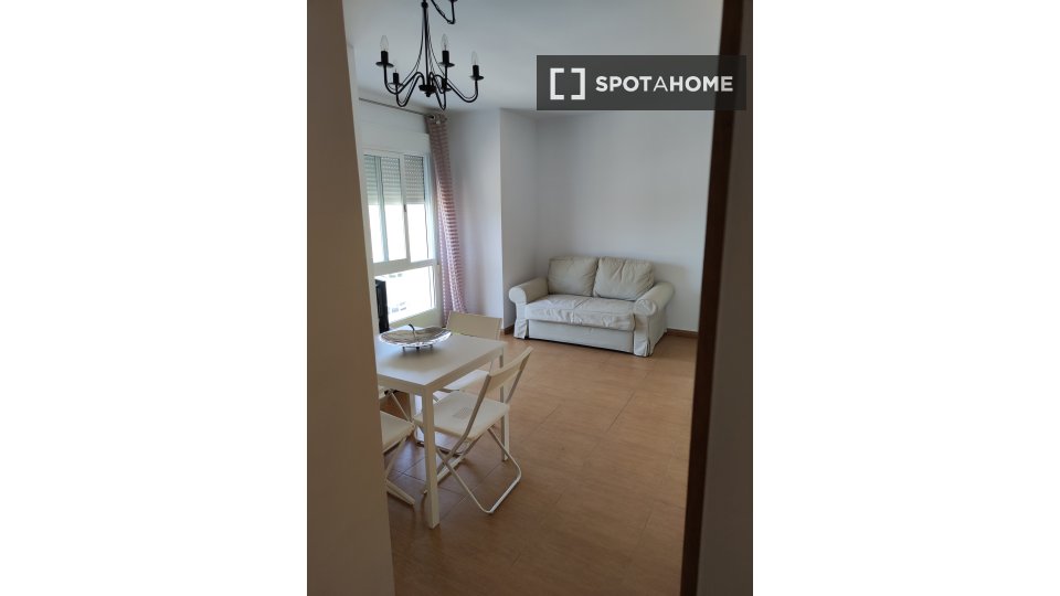 Apartment Alicante, 1 bed, 60m² — photo 4