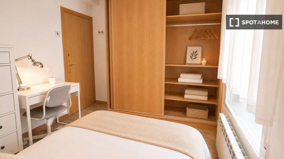 Double room Madrid, 4 beds, 90m² — photo 44