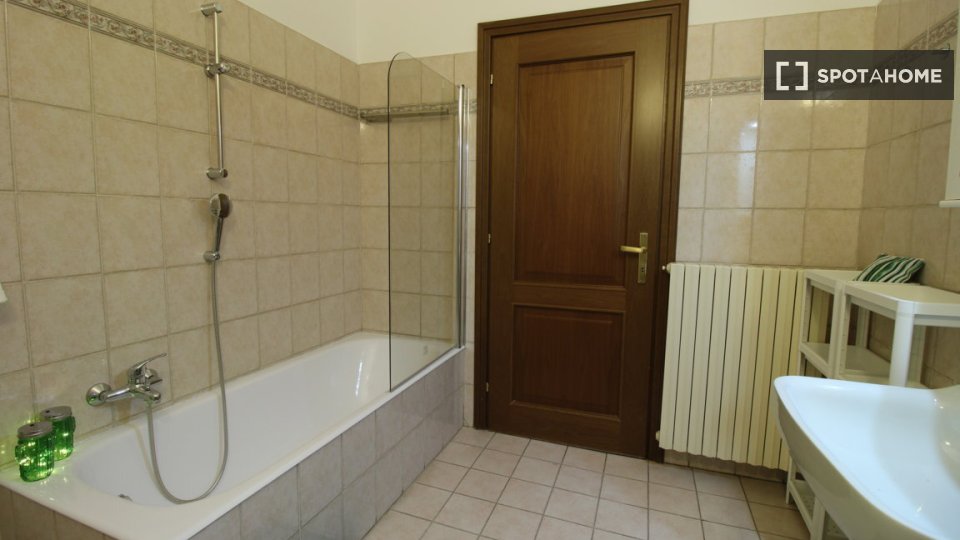 Double room Brescia, 5 beds — photo 10