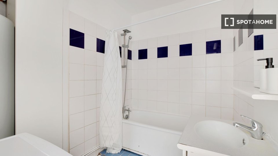 Chambre double Paris, 5 chambres — photo 22