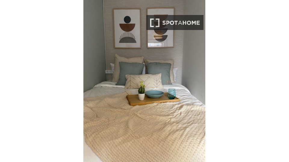 Double room Barcelona, 5 beds, 140m² — photo 6