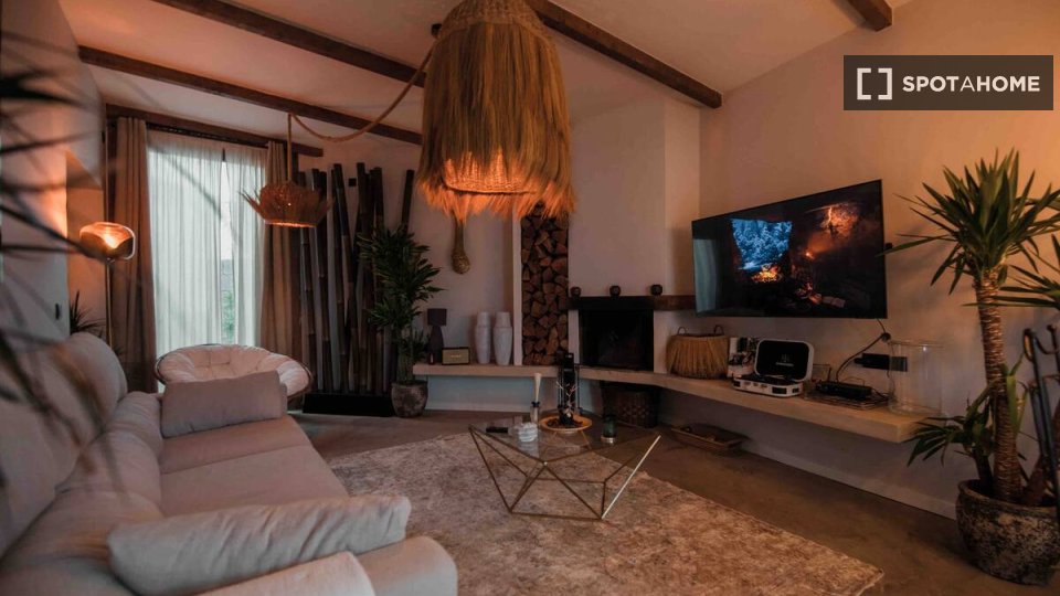 Apartment Lisbon, 2 beds — photo 12