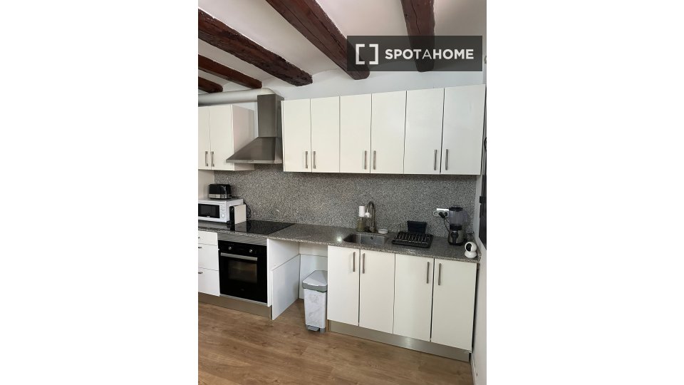 Apartment Barcelona, 1 bed, 35m² — photo 3