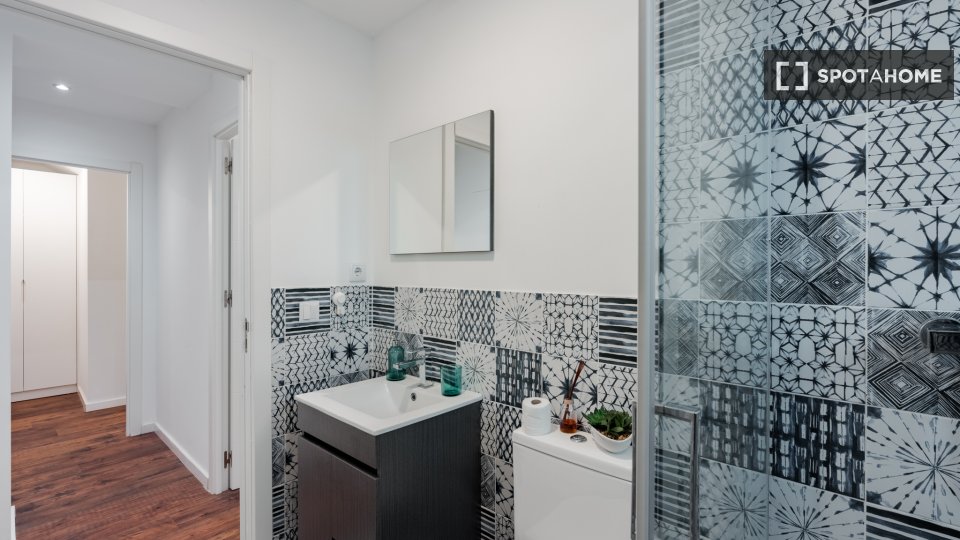 Apartment Porto, 4 beds, 105m² — photo 16