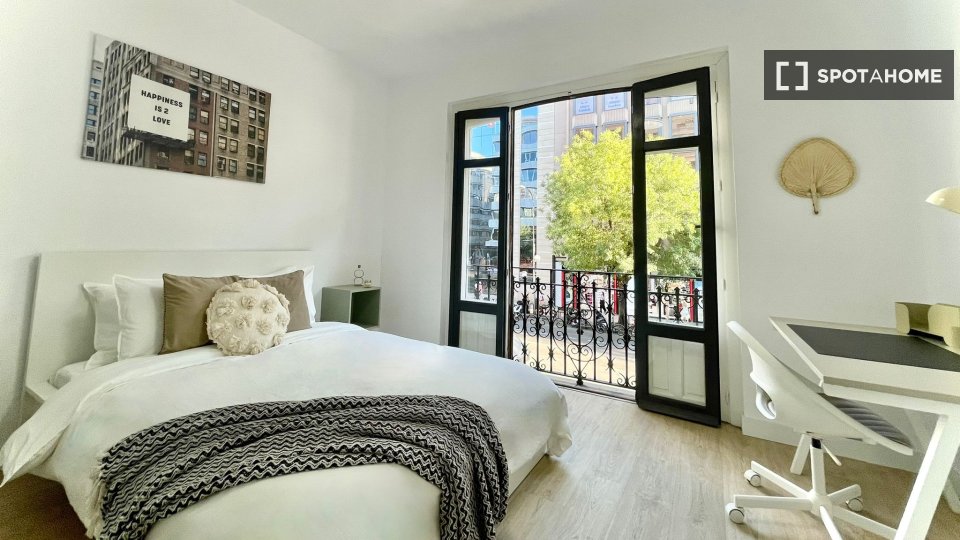 Double room Madrid, 7 beds — photo 14
