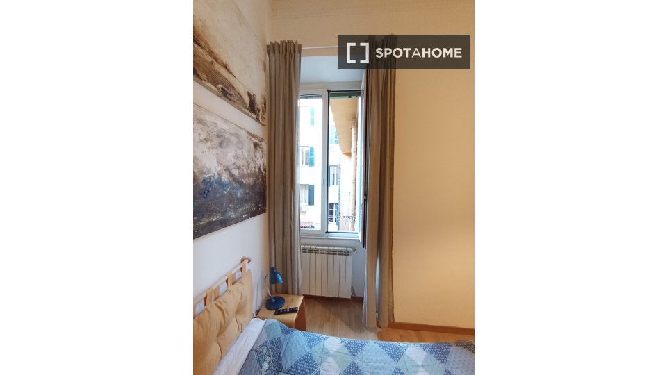 Double room Rome, 3 beds, 105m² — photo 6