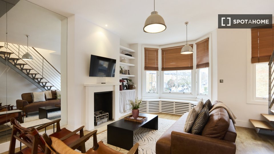 Apartment London, 2 beds, 82m² — photo 15