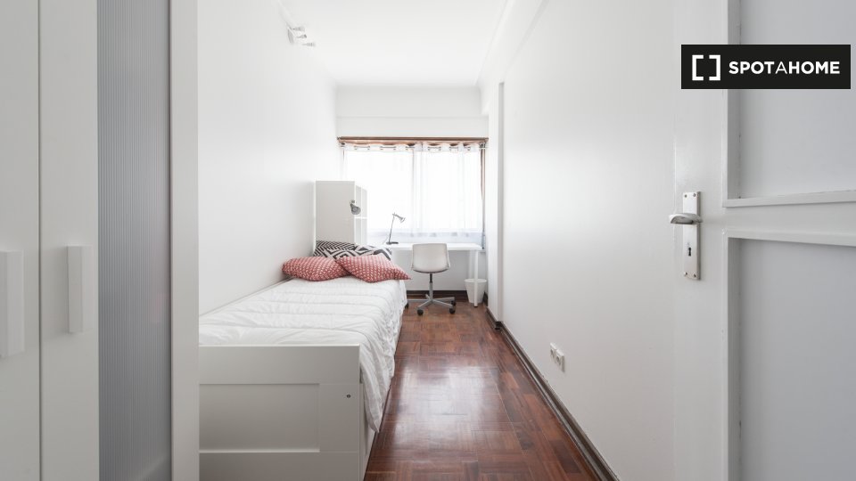 Double room Lisbon, 10 beds — photo 3