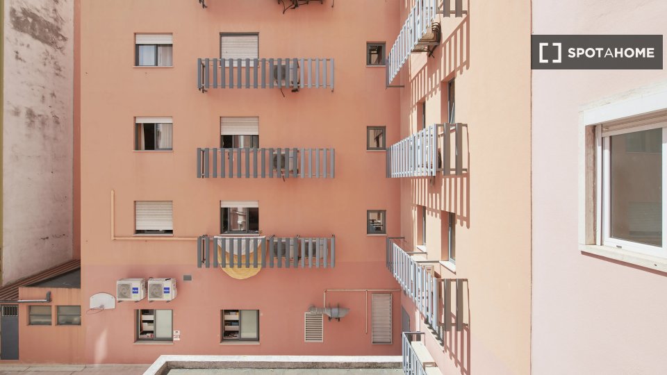 Double room Lisbon, 7 beds — photo 13