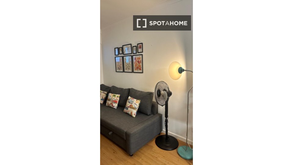 Apartment Lisbon, 1 bed — photo 12