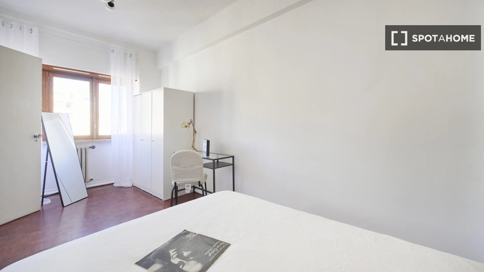 Double room Lisbon, 7 beds — photo 12