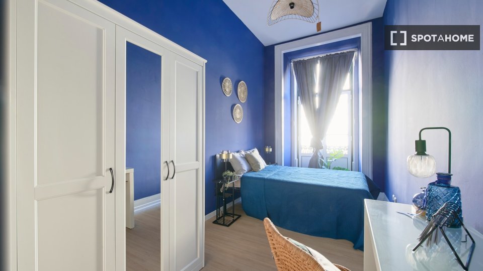 Double room Lisbon, 9 beds — photo 32