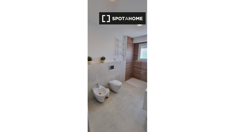 Apartment Lisbon, 2 beds, 100m² — photo 17