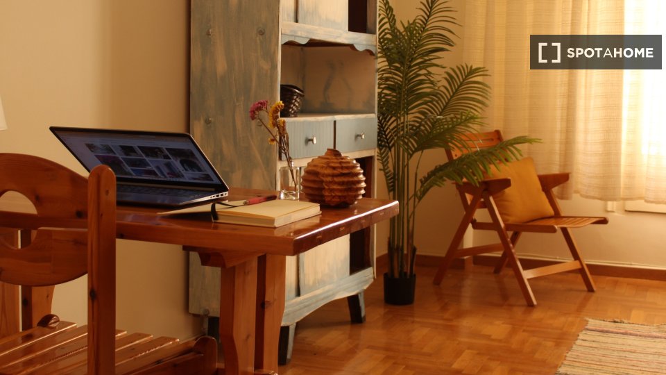Apartment Athens, 1 bed, 64m² — photo 2