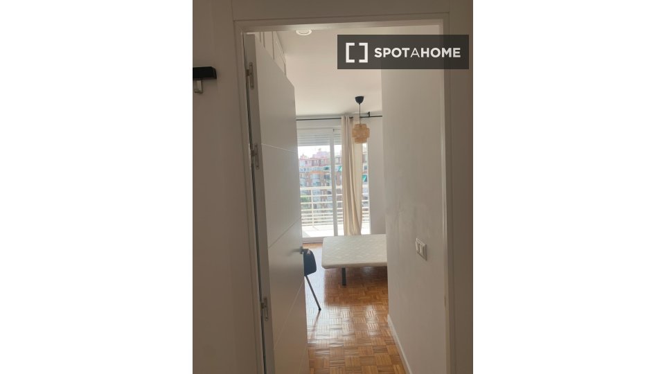 Apartment Madrid, 2 beds, 65m² — photo 9