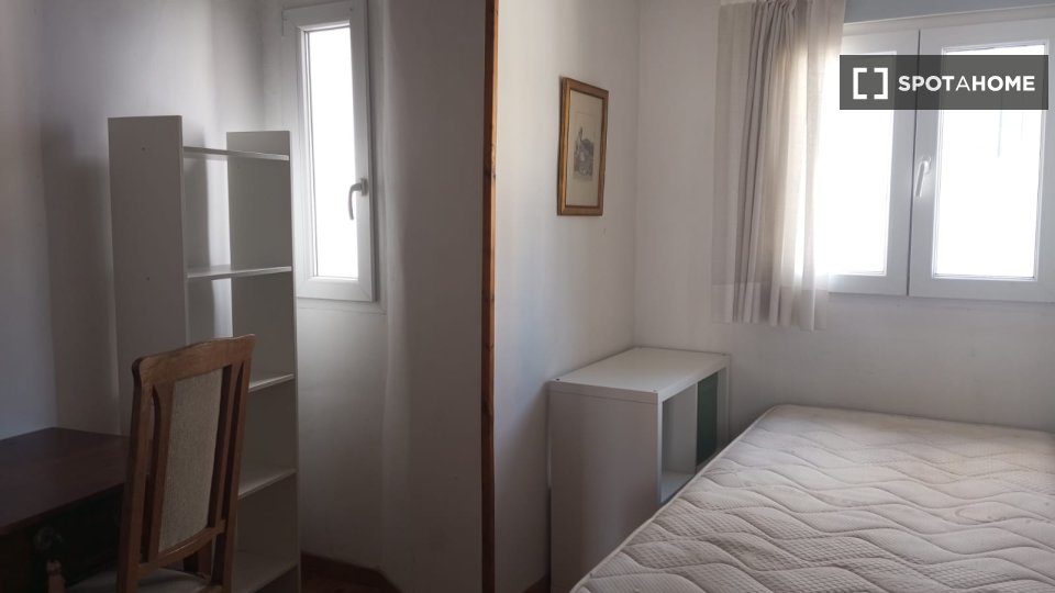 Apartment Valencia, 2 beds, 50m² — photo 1